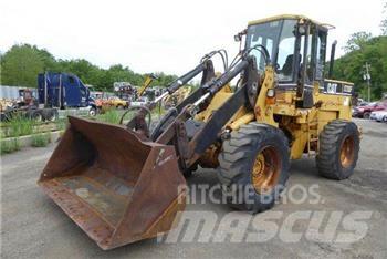 CAT IT28F Radlader