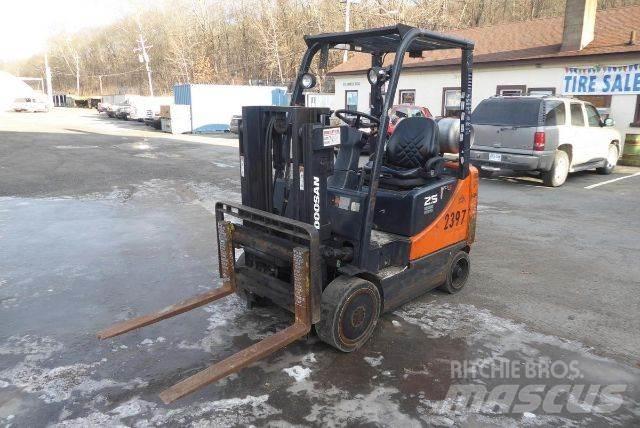 Doosan GC25P-5 Andere Gabelstapler