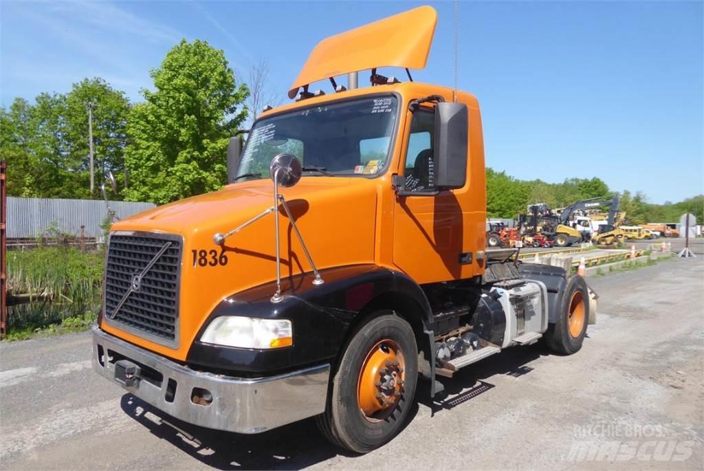 Volvo VNM42T Wechselfahrgestell
