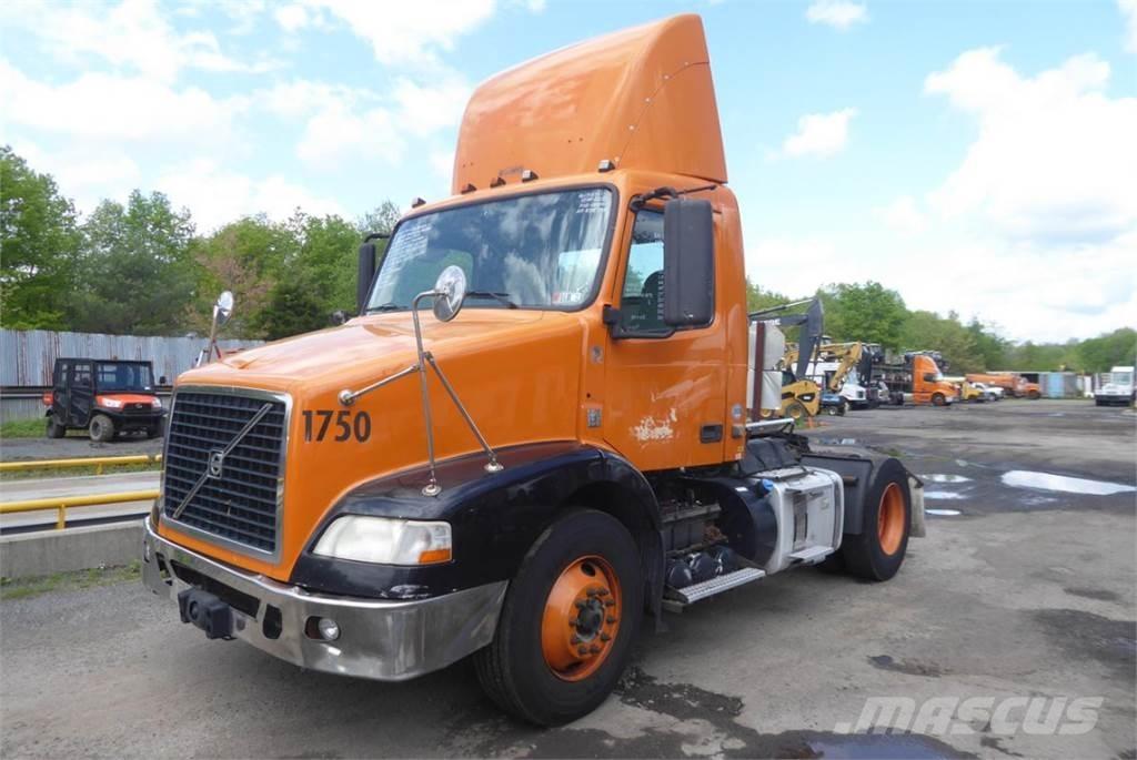 Volvo VNM42T Wechselfahrgestell