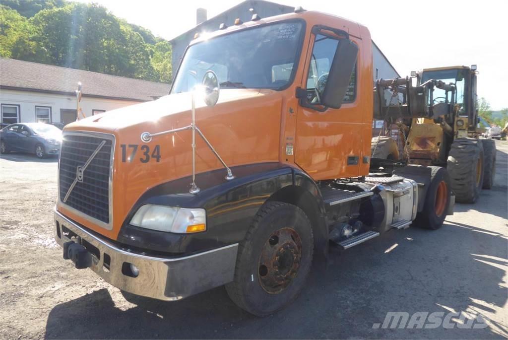 Volvo VNM42T Wechselfahrgestell