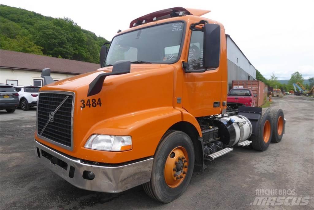 Volvo VNM64T Wechselfahrgestell