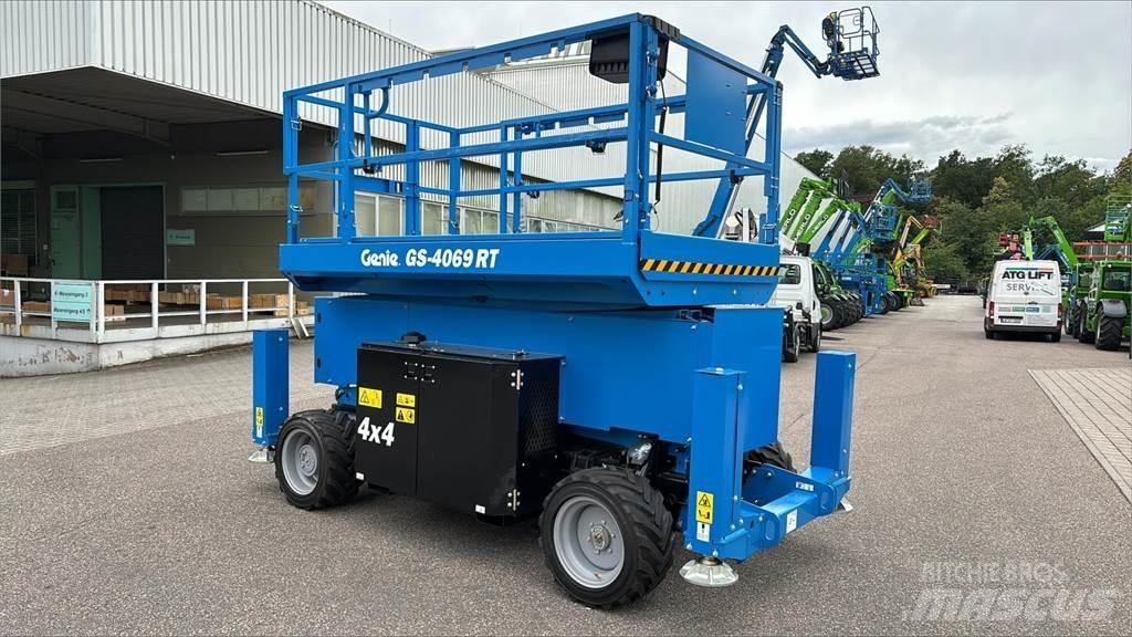Genie GS-4069 RT Scheren-Arbeitsbühnen