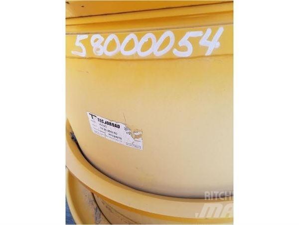Volvo A25G Reifen