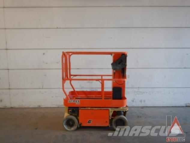 JLG 1230ES Gelenkteleskoparbeitsbühnen