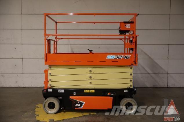 JLG ES3246 Gelenkteleskoparbeitsbühnen