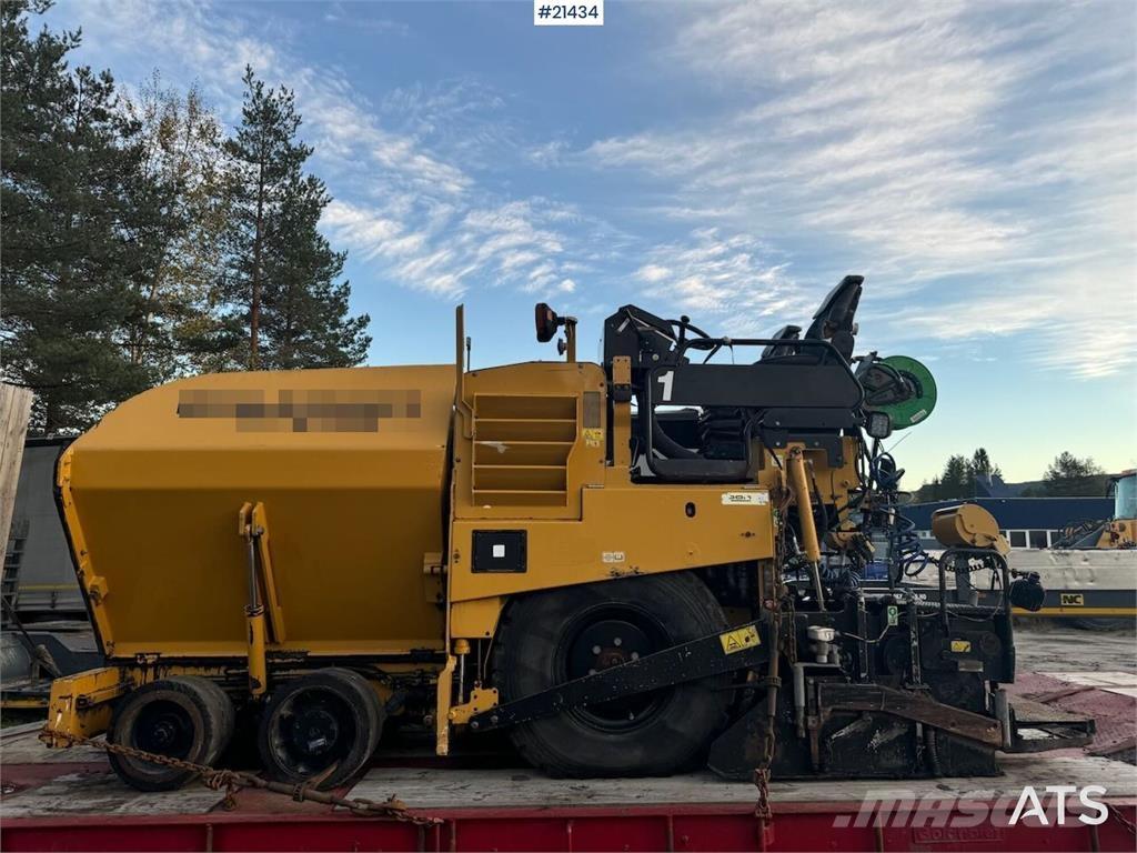 CAT AP 300 Strassenfertiger