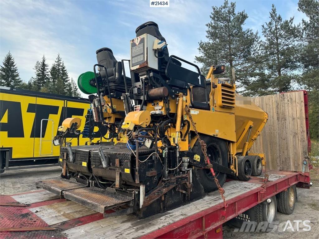 CAT AP 300 Strassenfertiger