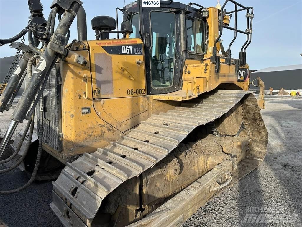 CAT D6T Bulldozer