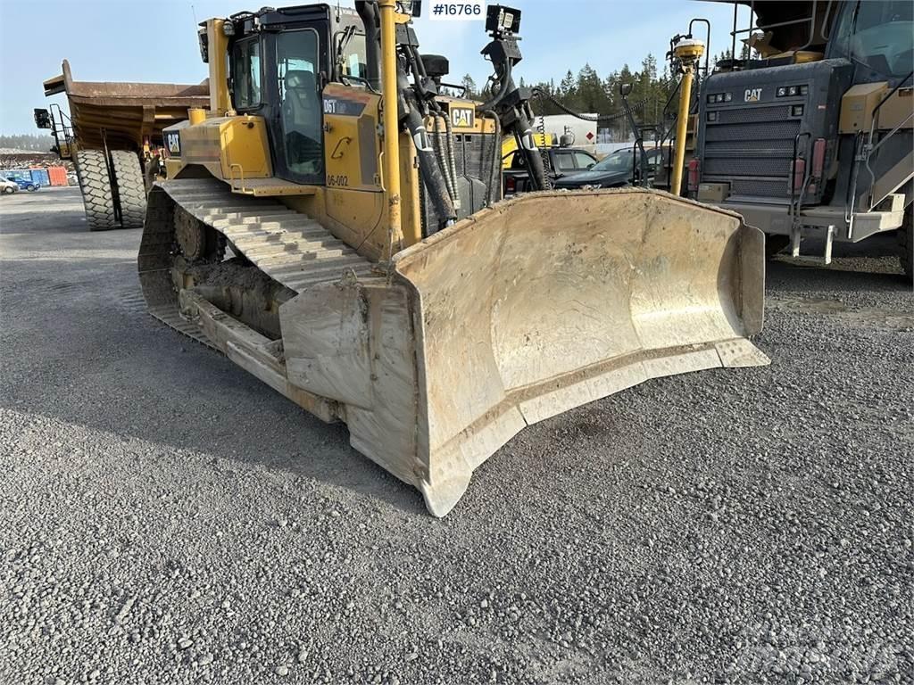 CAT D6T Bulldozer