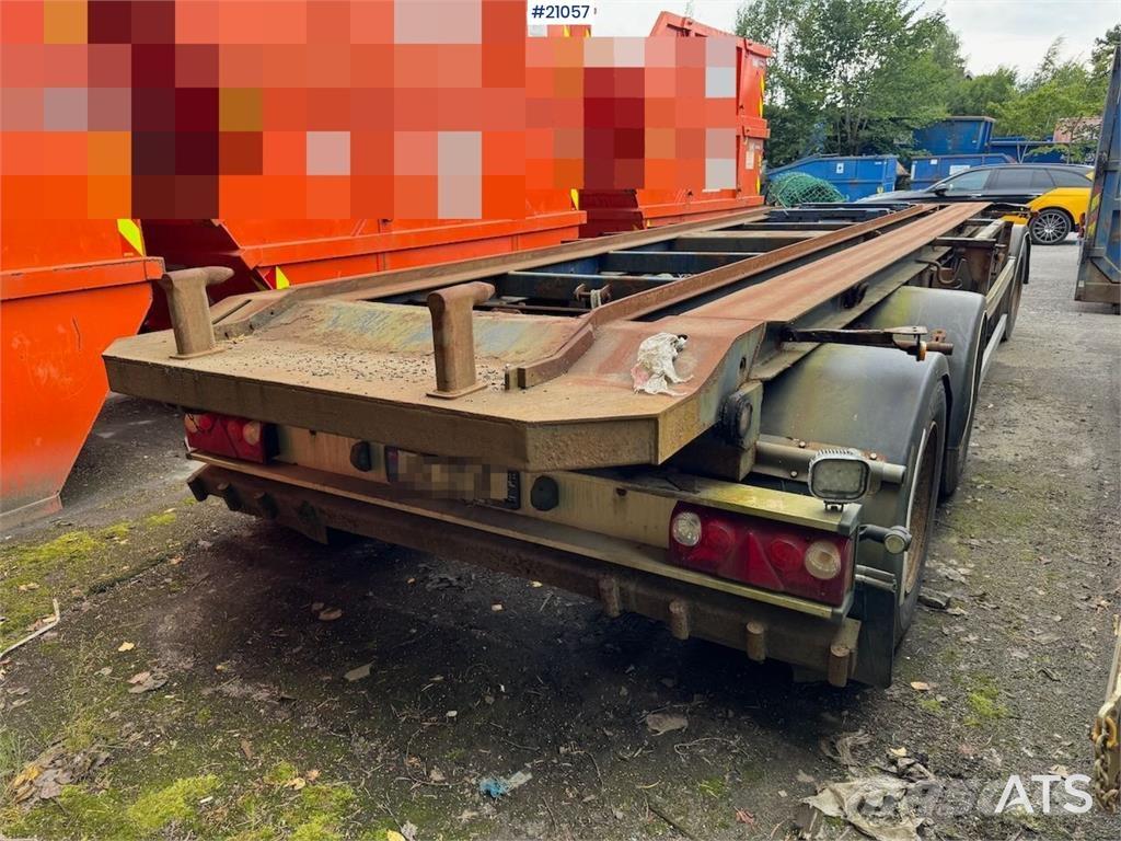 Istrail Hook trailer Kippanhänger