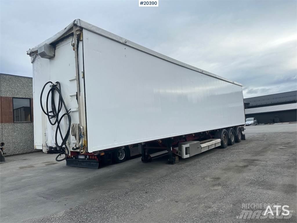Vang 3 axle trailer Andere Anhänger