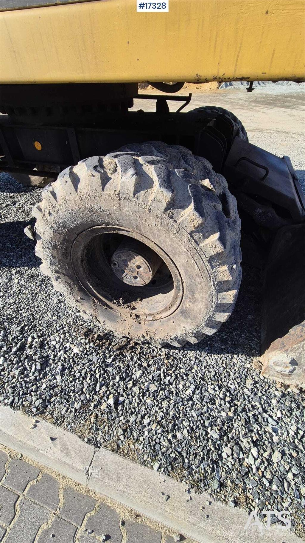 CAT 212BFT Mobilbagger