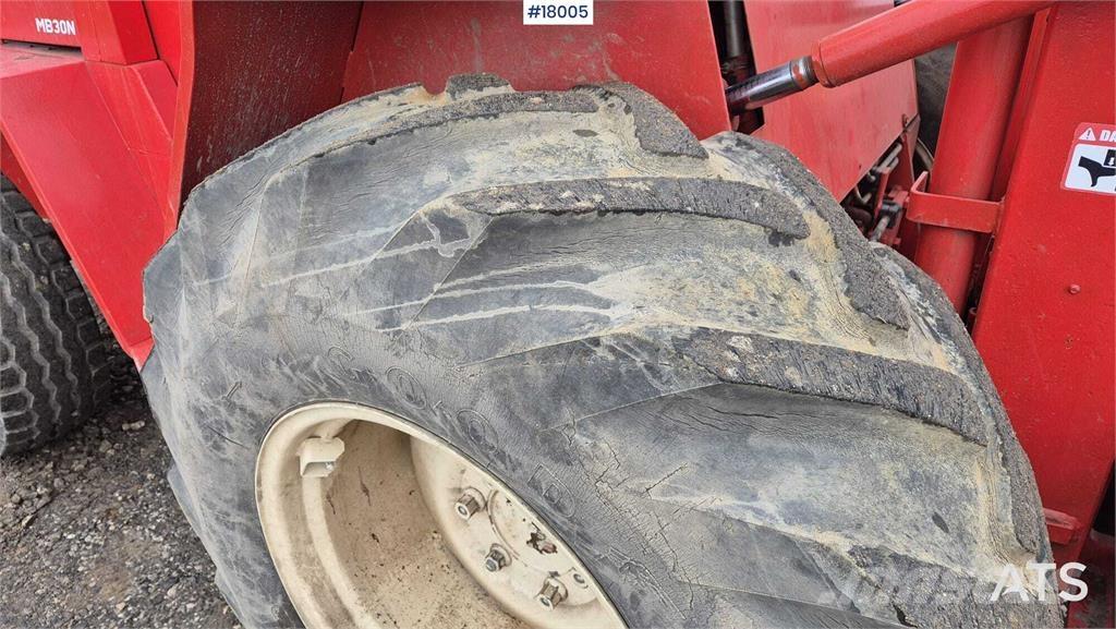 Manitou MB 30N Diesel Stapler