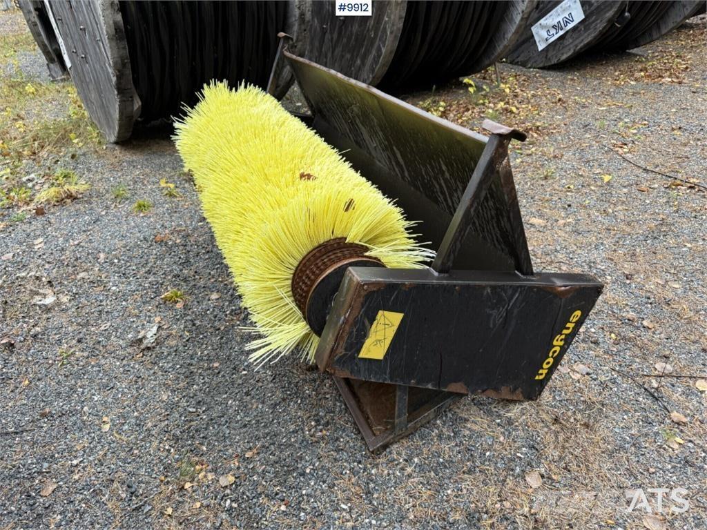 Engcon SOP-SR1800-S60 Bürsten