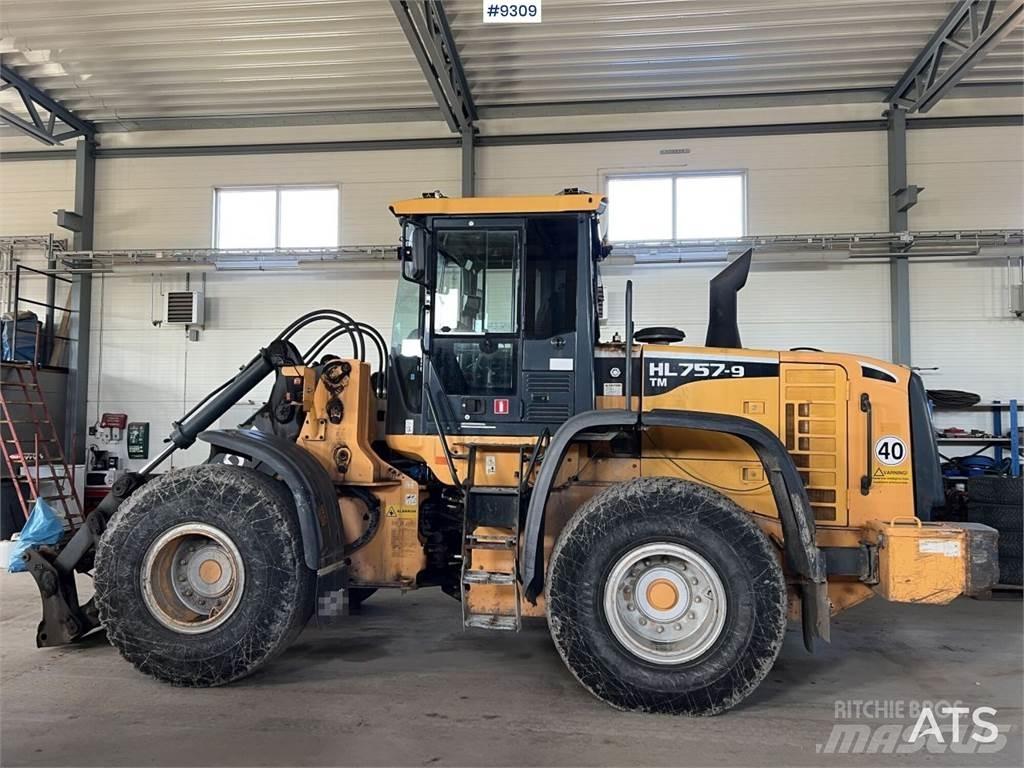 Hyundai HL757TM-9 Raddozer
