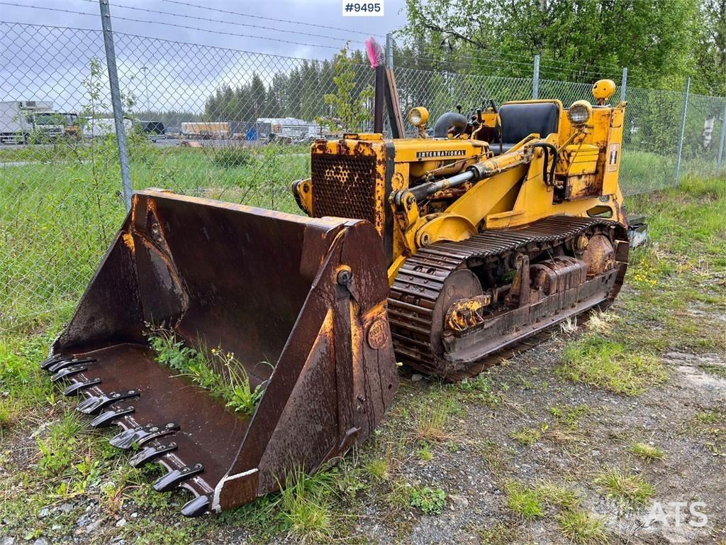 International L125 Bulldozer