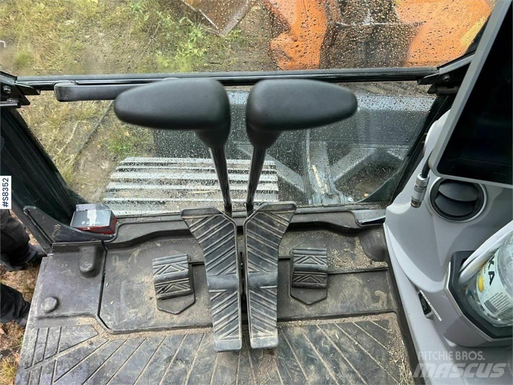 Kobelco SK140 SRLC-7 Raupenbagger