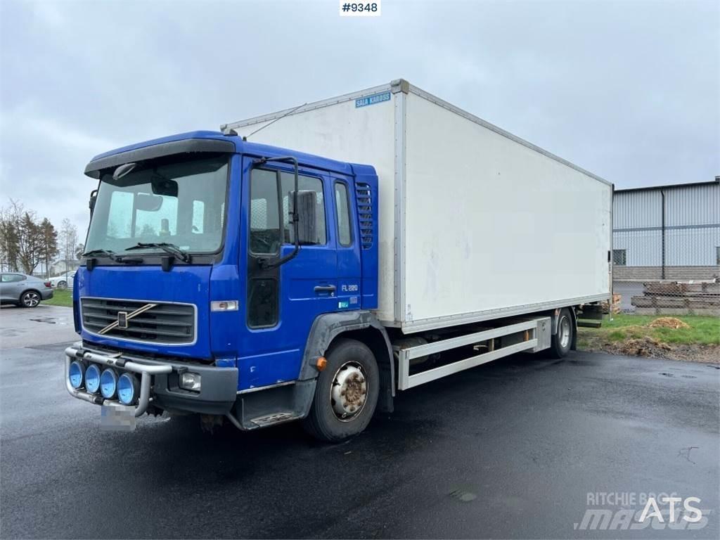 Volvo FL6 4X2 Kastenaufbau