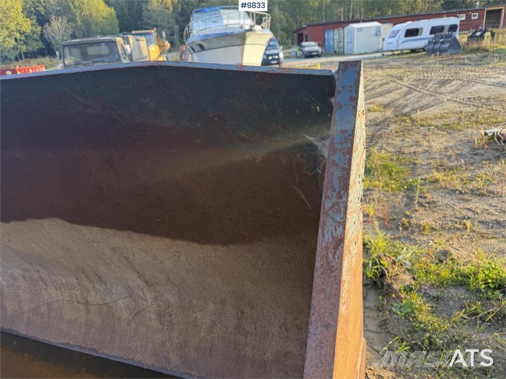 YPV GR 6.5 m3 Schaufeln