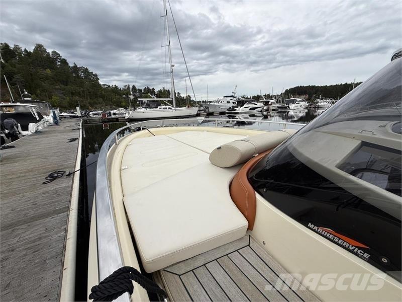 GT280S Boote / Prahme