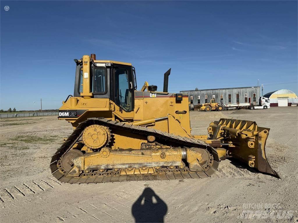 CAT D6M LGP Bulldozer