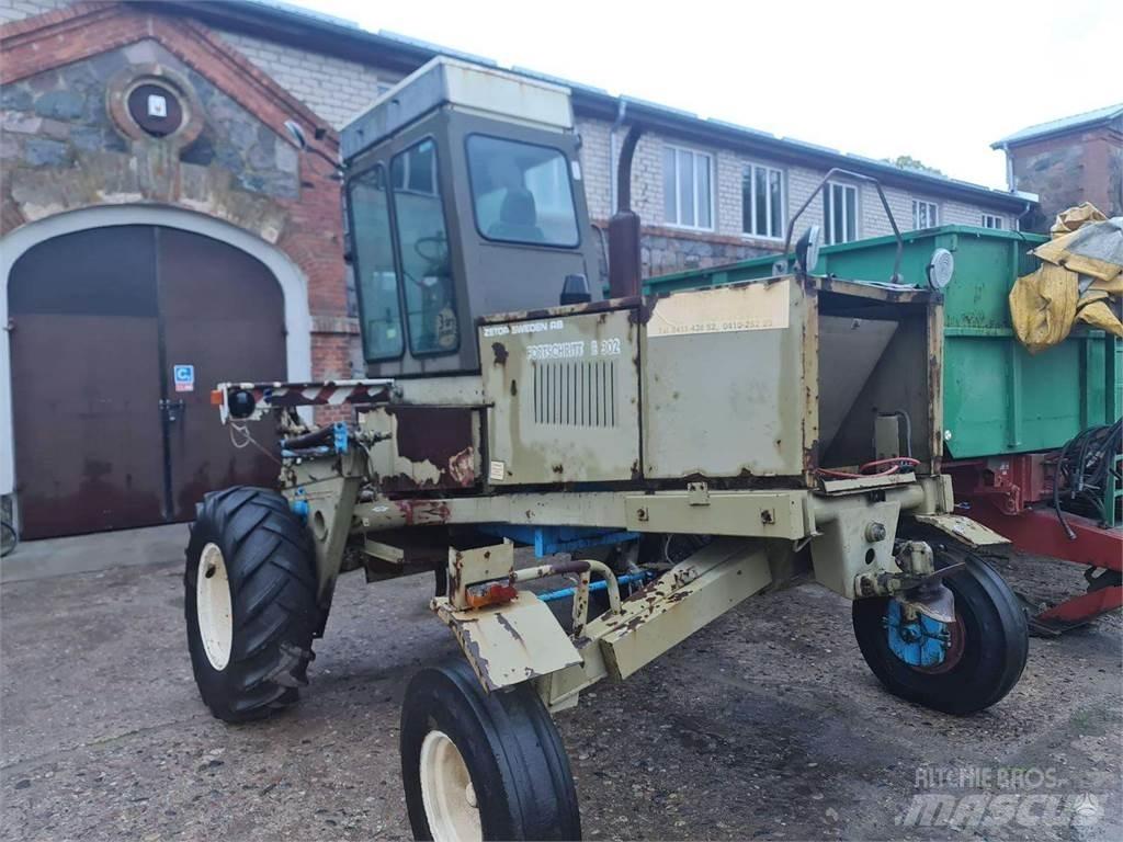 Fortschritt E 302 Mähdrescher