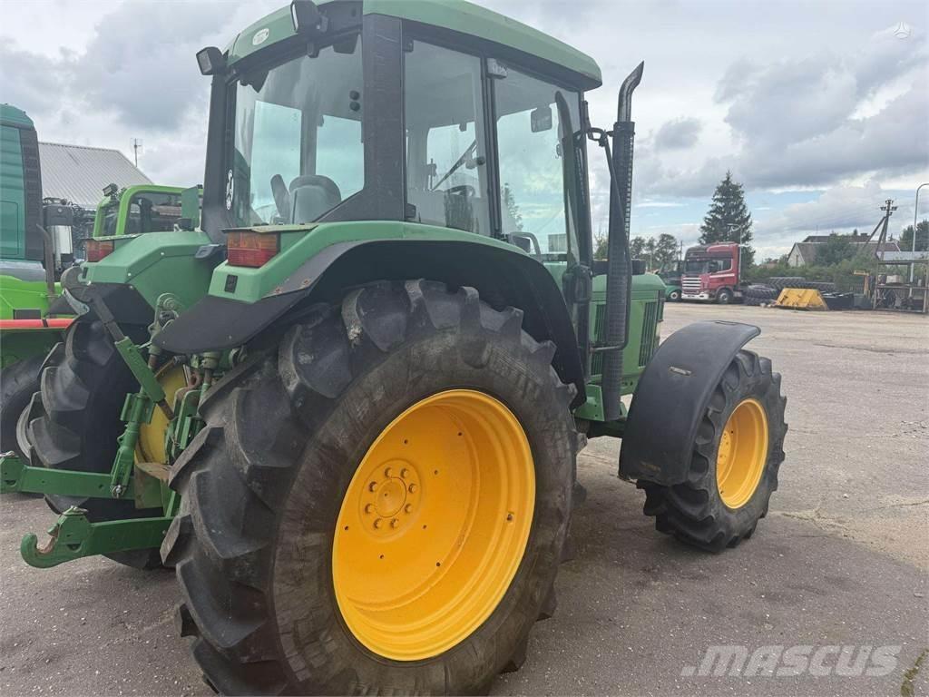 John Deere 6210 Traktoren