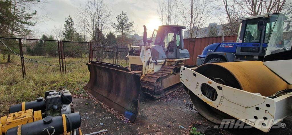 Komatsu D61PX-12 Bulldozer