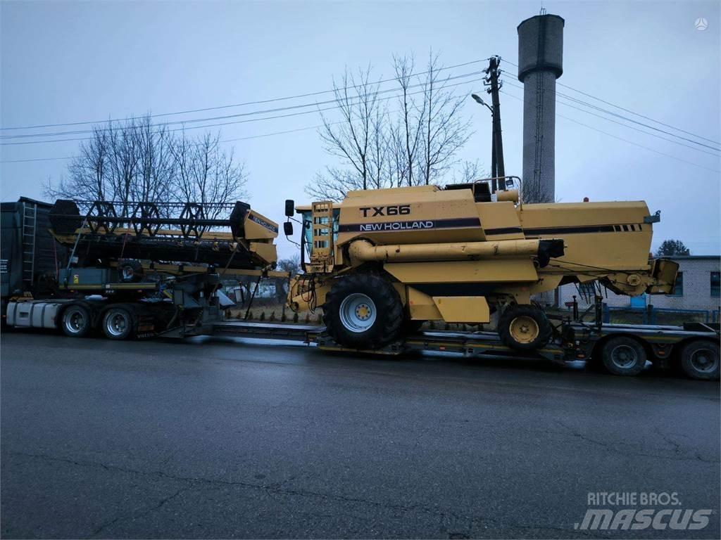 New Holland TX 66 Mähdrescher