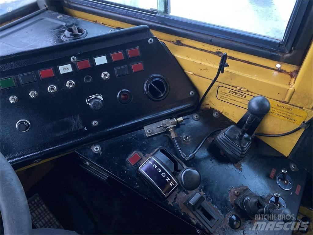Volvo A25C , Nr. 5 Dumper - Knickgelenk