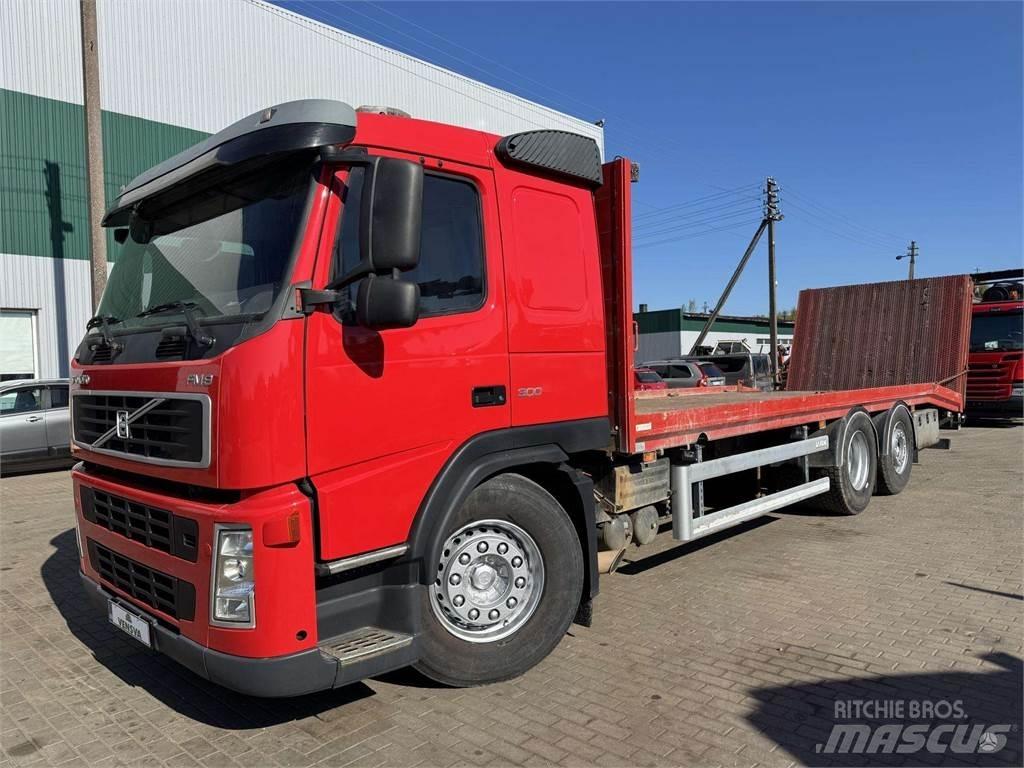 Volvo FM 9 6x2 Autotransporter
