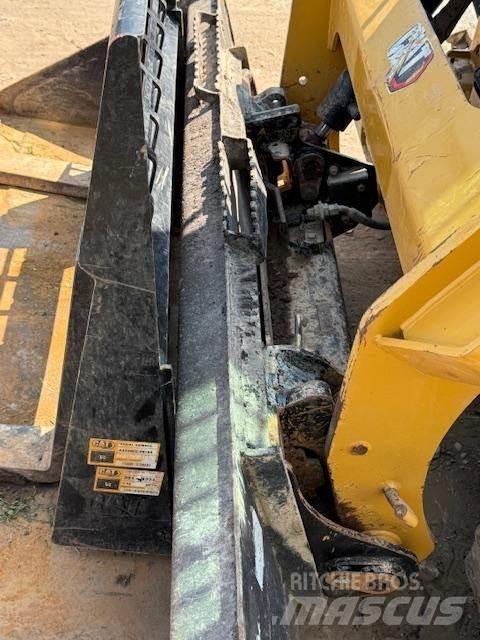 CAT 259D3 Kompaktlader
