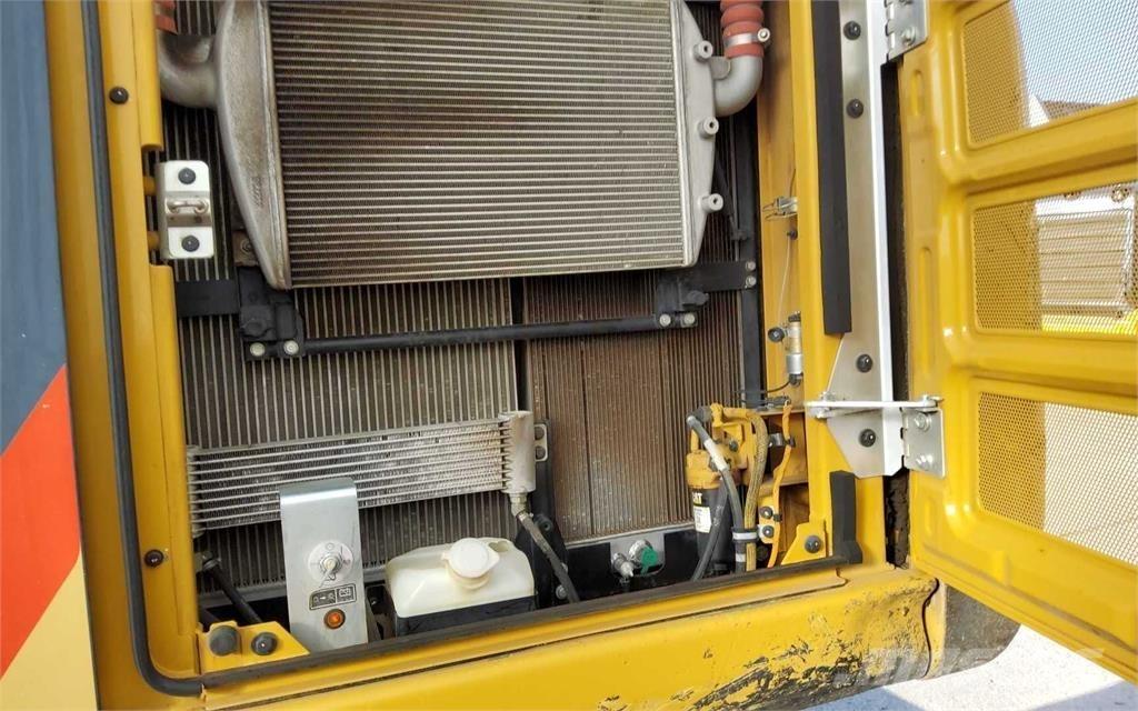 CAT 330F LN OQ80 Raupenbagger