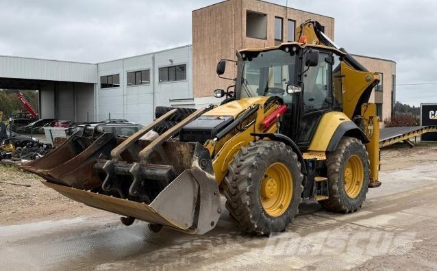 CAT 444 Baggerlader