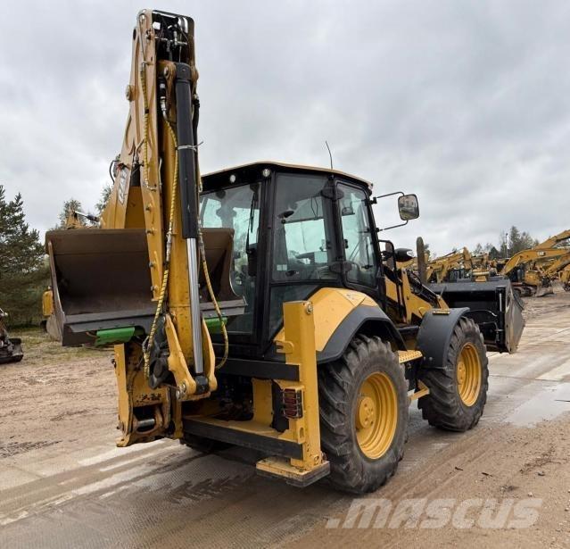 CAT 444 Baggerlader