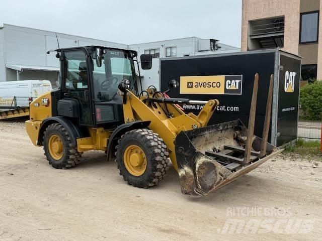 CAT 906 Radlader