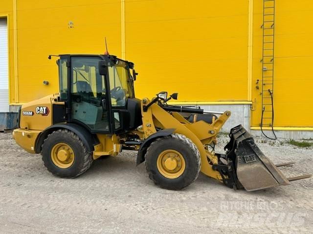 CAT 906M Radlader