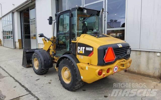 CAT 906M Radlader