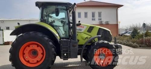 CLAAS Axion 830 Traktoren