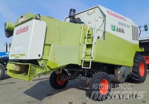 CLAAS Medion 330 Mähdrescher