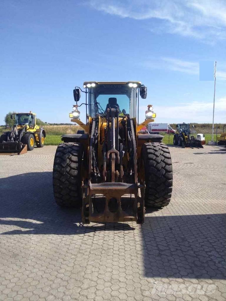 Volvo L 120 H Radlader