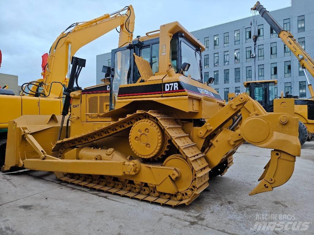 CAT D 7 R Bulldozer
