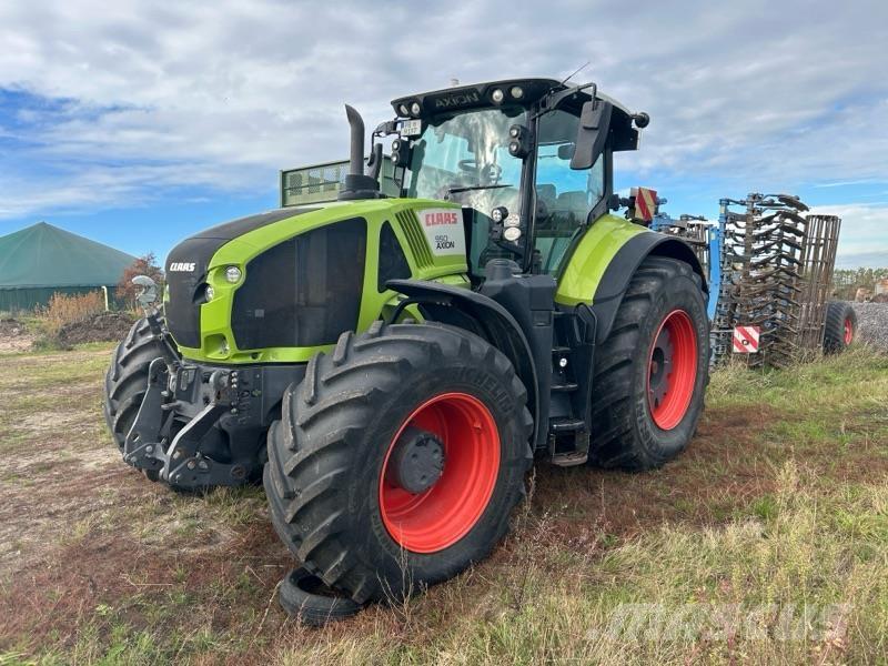 CLAAS Axion 950 Traktoren