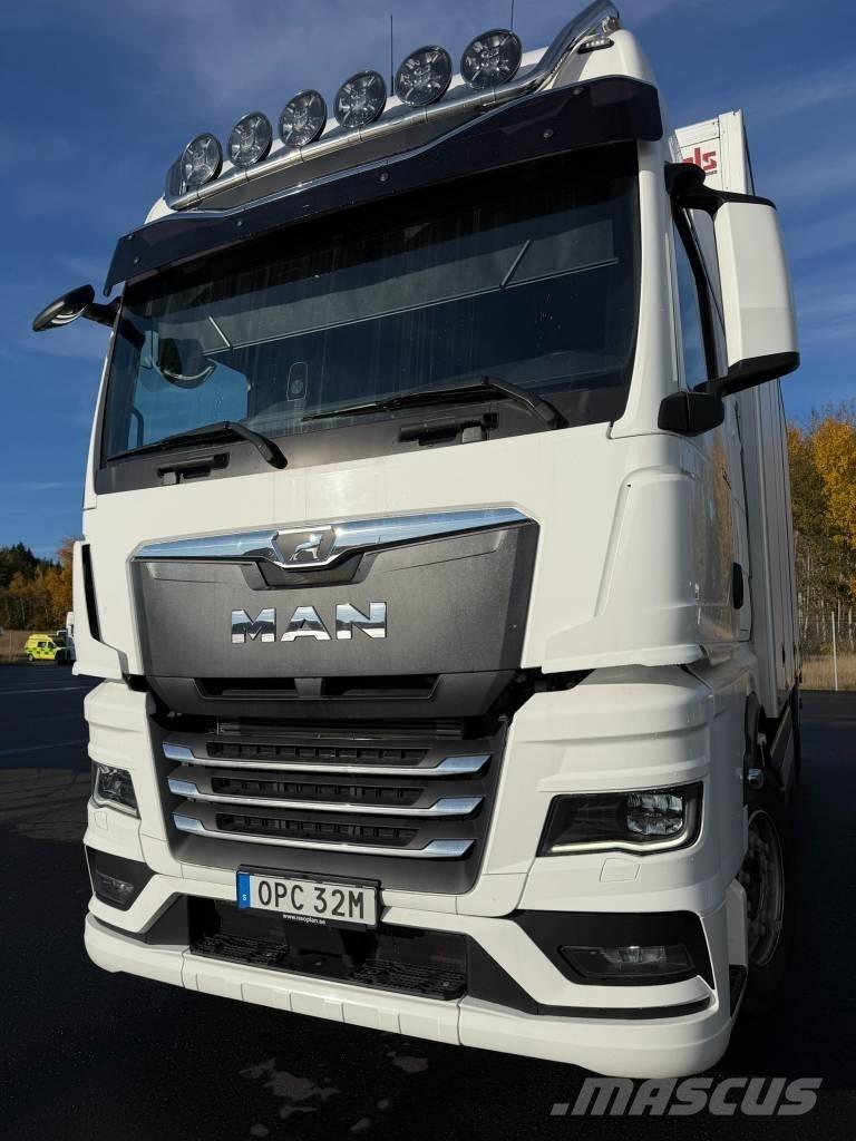 MAN 26.510 6X2-4 Kastenaufbau