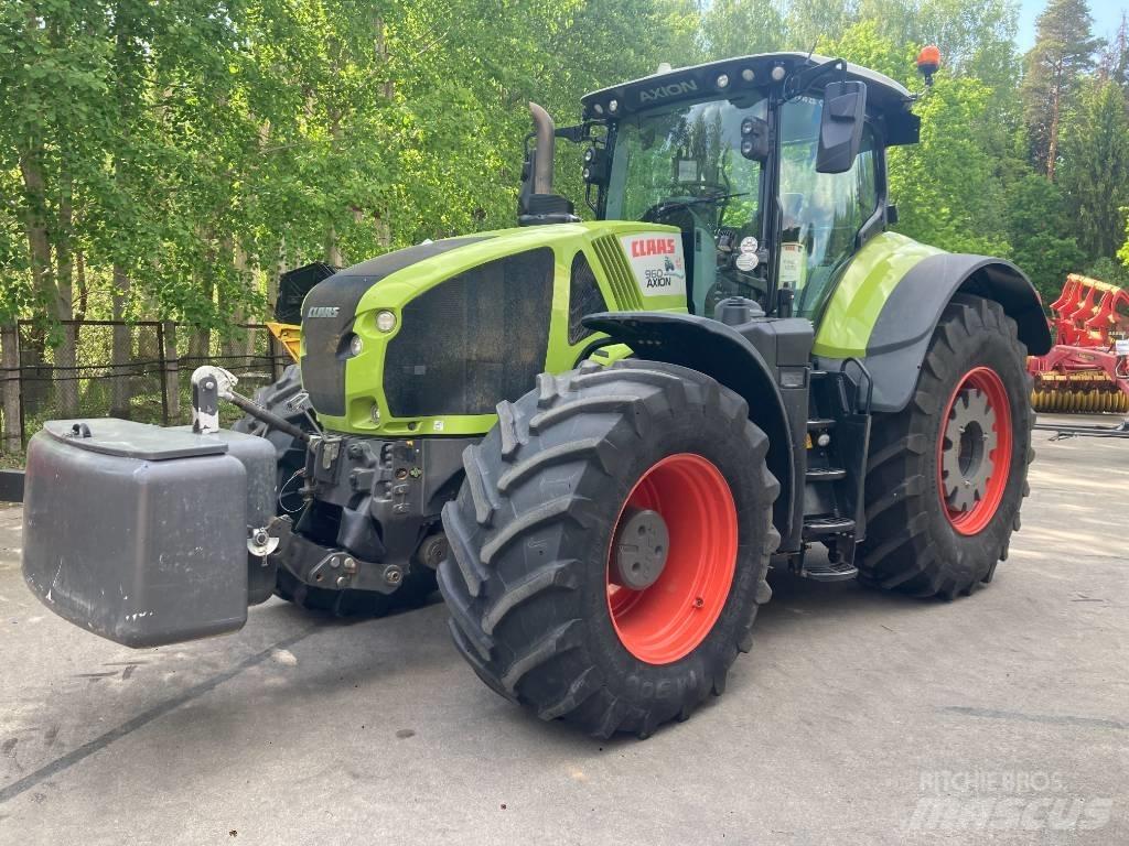 CLAAS Axion 960 Traktoren