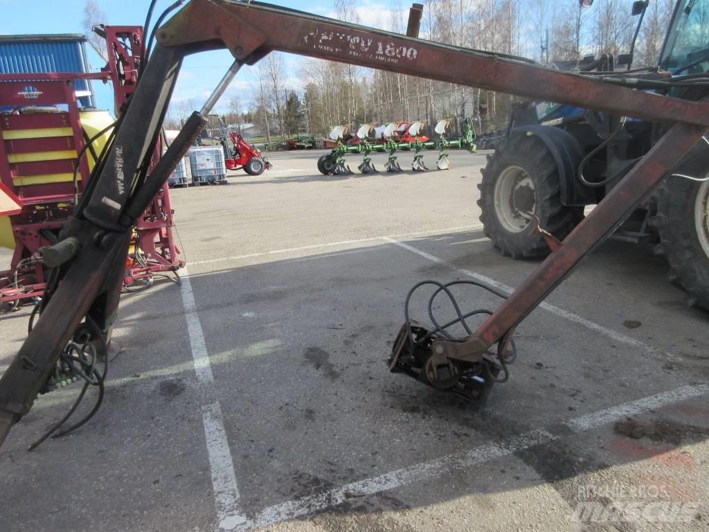 Patu 1800 Krane und Lader
