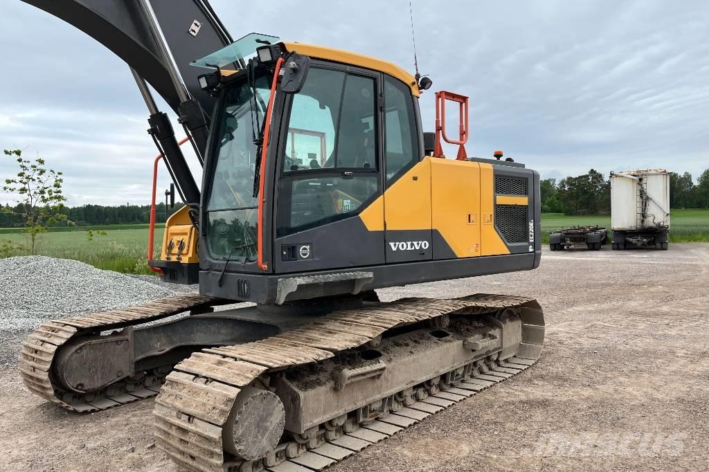 Volvo EC 220 E Raupenbagger