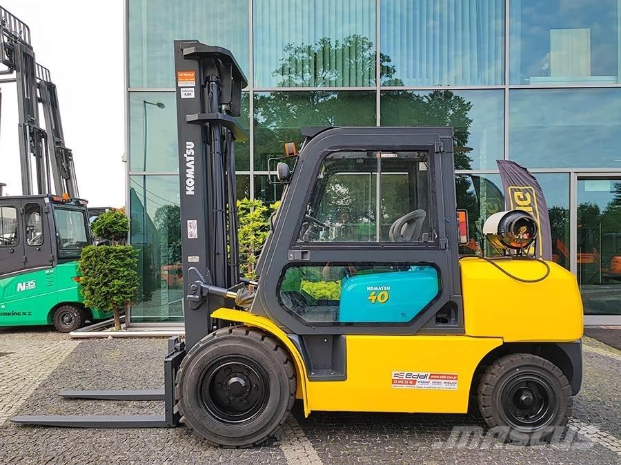 Komatsu FG40T-7 Gas Stapler