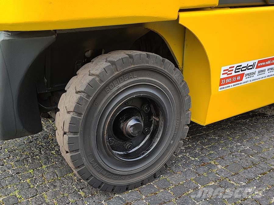 Komatsu FG40T-7 Gas Stapler